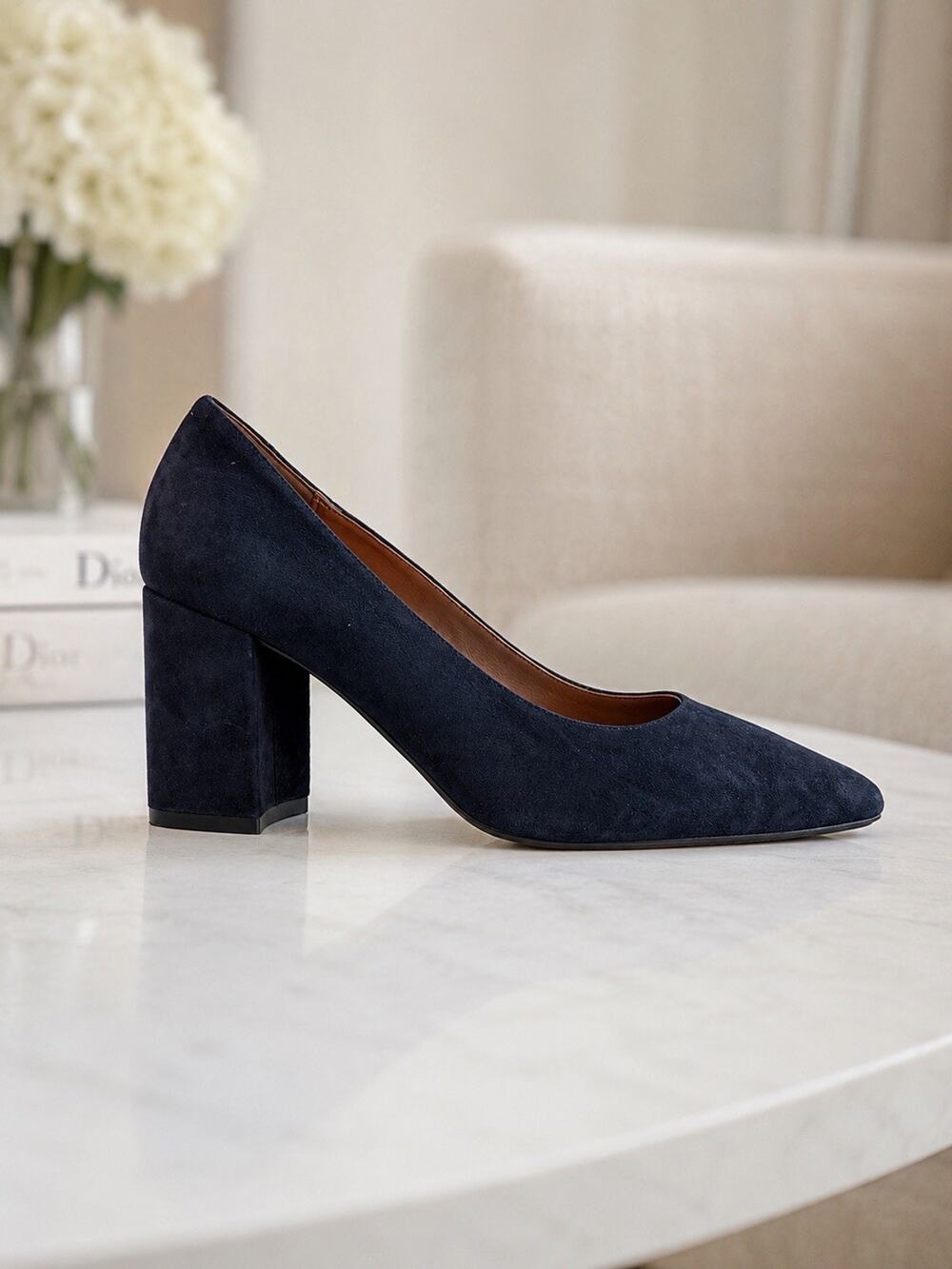 Aquatalia Navy Blue Suede Weatherproof Peony Pump Shoes Size 7 Medium EUC
